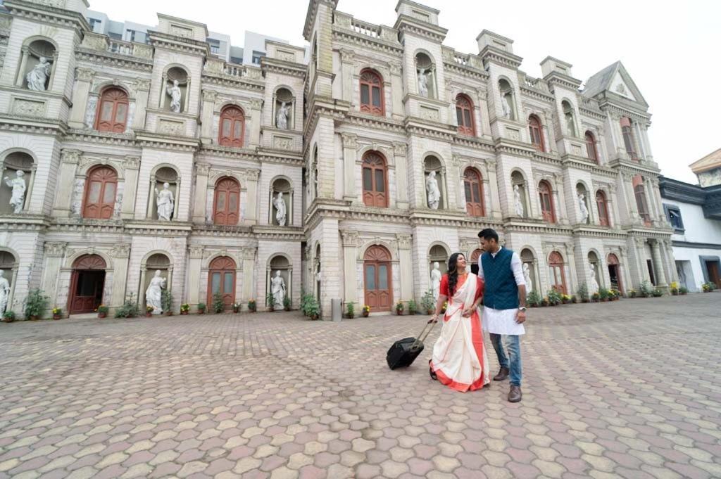 Aristro Club Hotell Kolkata Eksteriør bilde