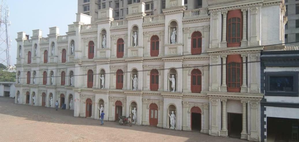 Aristro Club Hotell Kolkata Eksteriør bilde