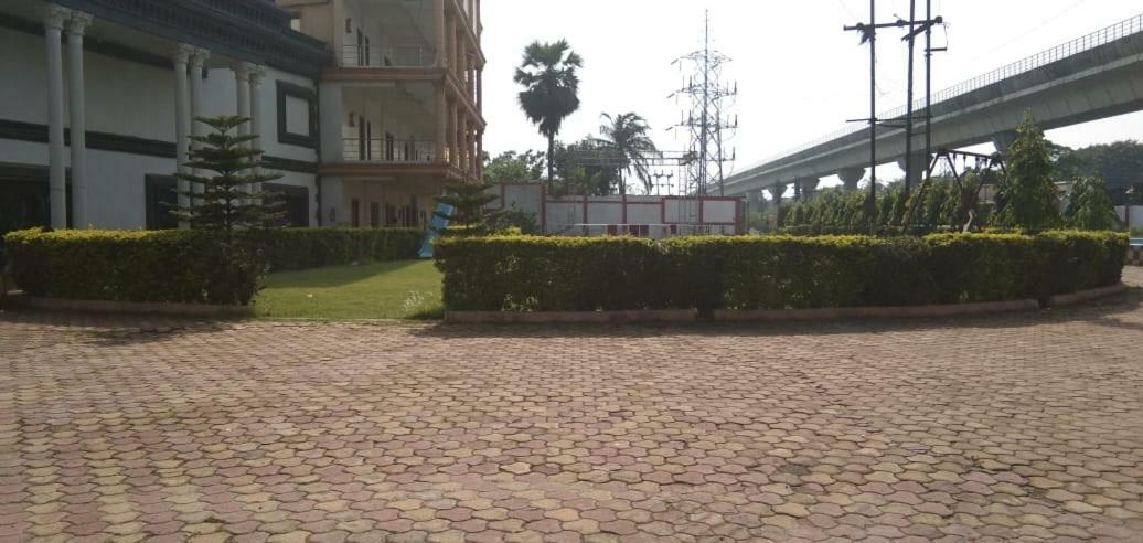 Aristro Club Hotell Kolkata Eksteriør bilde